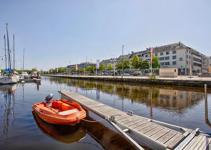 Sejour Insolite Sur Ulysse - Bateau - Port De Botel Caen